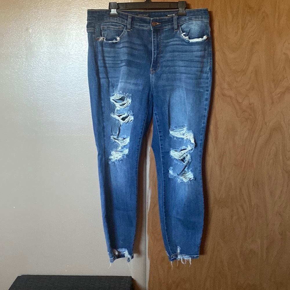 Judy Blue Skinny Fit ripped jeans